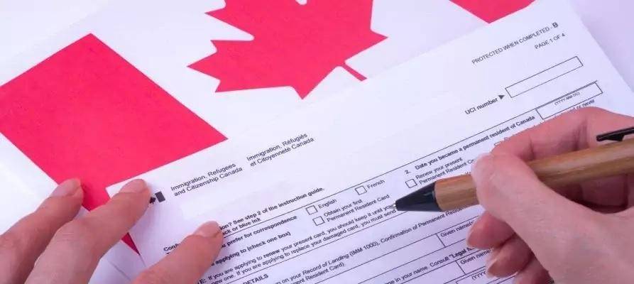 مدارک مورد نیاز برای دریافت ویزای توریستی کانادا